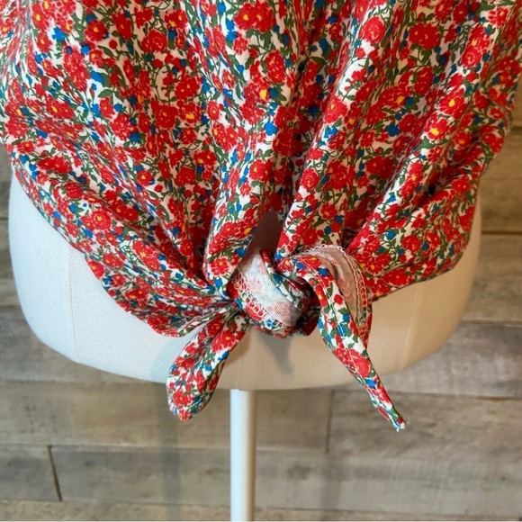 BNWOT Zara women’s  red floral tie up‎ cropped shirt top in size medium - Picture 6 of 9